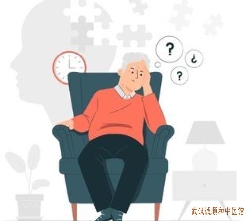 武汉青山区有位治肾病厉害的老中医：原发性肾病综合征大量蛋白尿水肿吃什么中药?
