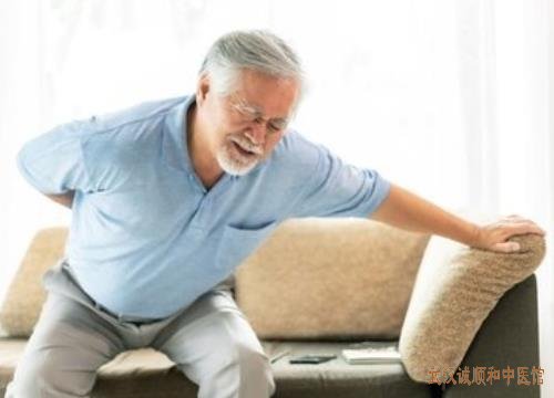 武汉中南一路中医骨病专家医院:下肢疼痛甚至减退出现跛行腰椎椎管狭窄中医怎么治疗?