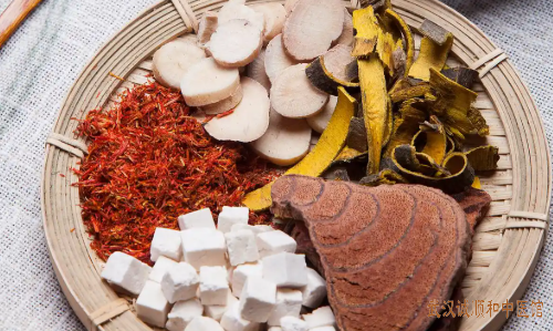 谷雨时节话养生：春雨绵绵湿邪盛，中医教你调饮食适起居，畅情志动养护正气。